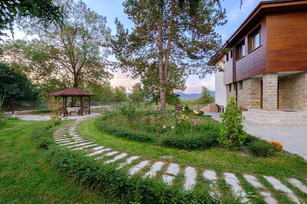 Guesthouse Gostilitsa Εξωτερικό φωτογραφία
